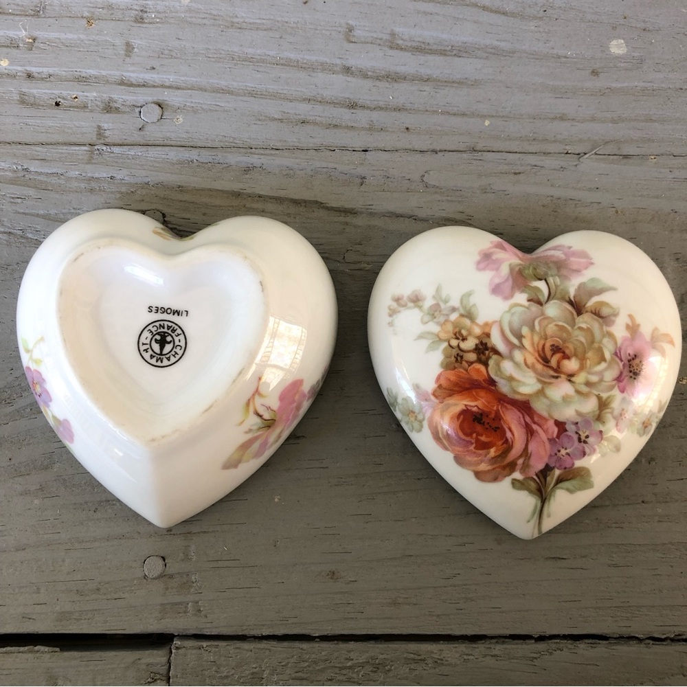 LIMOGES floral heart shaped TRINKET BOX - Picture 3 of 6